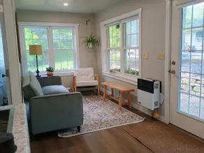 Small cozy guest house - Image 4