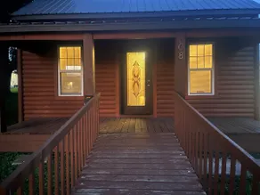 Cozy Log Cabin Oasis - Image 2