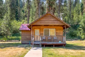 Cozy One Bedroom Cabin - Image 2