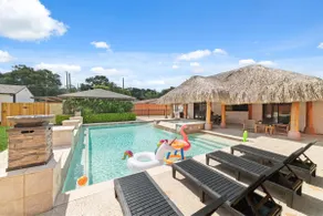 Cabana Paradise | Pool • 3BR/2BA • NRG Stadium - Image 5