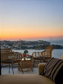 Sea View apt 10 min walk from the beach by Hospi Living 2 - Image 5