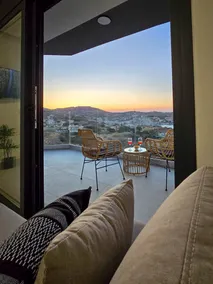 Sea View apt 10 min walk from the beach by Hospi Living 2 - Image 4