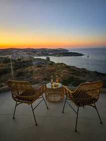 Sea View apt 10 min walk from the beach by Hospi Living 2 - Image 2