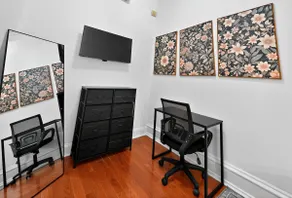 Sunny 1/1 | Center City | Sofa Bed | Sleeps 4 - Image 5