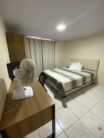 Large house with suite, plus 2 bedrooms - Image 3