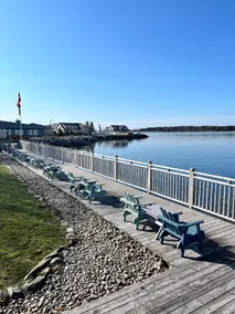 Two-bedroom apartment with oceanview deck - Image 4