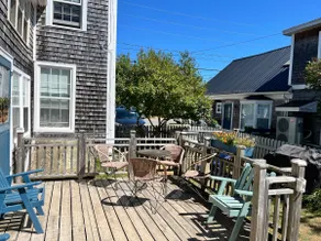 Two-bedroom apartment with oceanview deck - Image 3