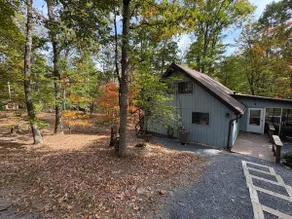 Starry Night Cabin in The Woods Resort - Image 4
