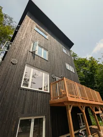 Lakefront Chalet • 3-BR Near Montréal - Image 5