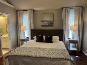 Retreat at Oak Terrace - Image 5