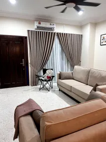 Spacious 5BR Semi-D | 14 Pax |4 Car Parks|Seremban - Image 2