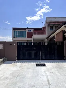 Spacious 5BR Semi-D | 14 Pax |4 Car Parks|Seremban - Image 4