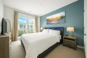 1 BDRM Retreat | King Bed, Pool, Gym, Parking+ Bus - Image 2