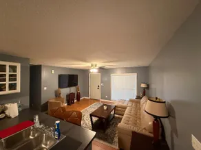 Superhost | Lowcountry Comfort | 3 BR | 1 GB Wi-Fi - Image 3