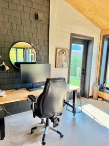 Modern Farmhouse Retreat near the City - Image 4