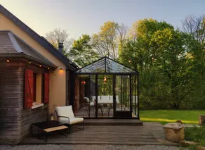 Cottage in the countryside - Image 2