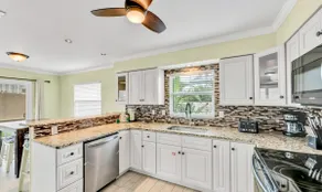 Coast is Clear! Heated pool/spa~Close to shops - Image 5