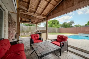 Houston Private Pool Villa - Image 3