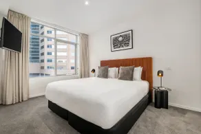 2BR City Apartment | 1 min to Parliament Station - Image 3