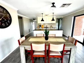 Modern and Spacious three Bedroom House - Image 5