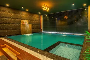 *Centrally Located* 6BHK Mansion* w/Pool & Banquet - Image 2
