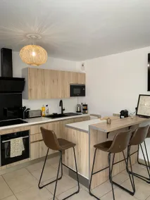 Pointe Rouge Beach Apartment - Image 2