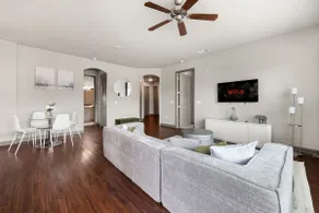 2br/2ba West Midtown/Atlantic Station Free Parking - Image 4