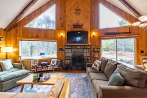 Cozy Randolph A-Frame on Presidential Rail Trail - Image 3