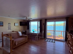 Cheerful Cottage on Lake Wallace - Image 3