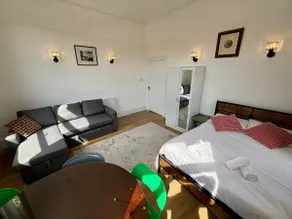 The Finchley Grand Flat II - Image 3