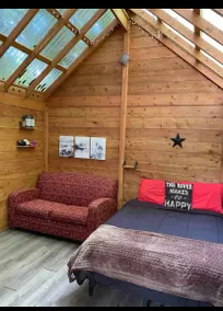 Riverside Cabin - Image 2
