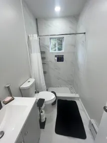 Pet-Friendly 3BR Walk to LIRR + Downtown Bay Shore - Image 5