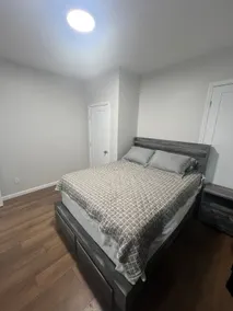 Pet-Friendly 3BR Walk to LIRR + Downtown Bay Shore - Image 4