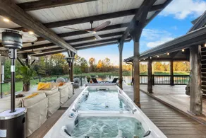 Wine Country Loft + Heated Swim Spa - Image 2