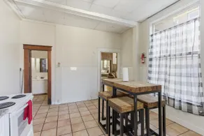 Historic Midtown Apartment - Image 3