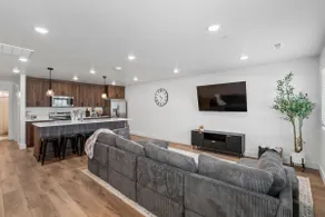 Morgan Luxury Apartment - Image 1