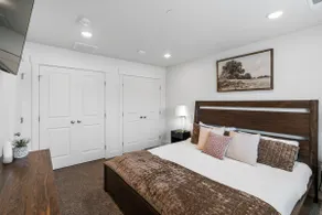 Morgan Luxury Apartment - Image 4