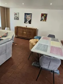 At home with us - Downtown - Image 2