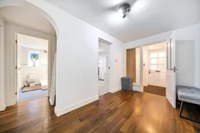 Modern 2BR/2BA + Sofa Bed | Parking & WiFi - Image 4