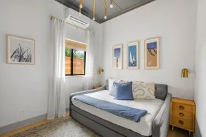 Family Guesthouse | 5 Minute Drive to the Beach - Image 4