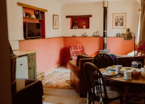 The Wheelwrights Cottage - Image 2