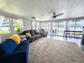 Haven Point Lakefront- hot tub/pontoon - Image 2