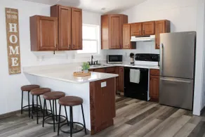 Cozy, Fully Renovated Cabin Near Mark Twain Lake - Image 4