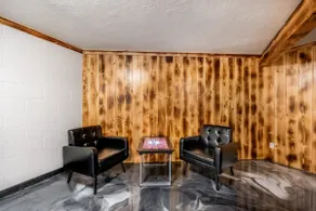 Knobby & Nice Retreat w/hot tub, pool, firepit - Image 4