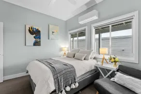 The Brunx - 21 Guests - 8BRs - Fun & Relaxation - Image 4