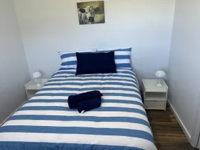 Country Cabin - Image 3
