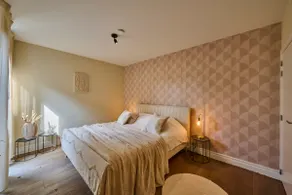 Aurora City Apartment - Image 5