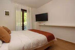 Modern two-room apartment with garage - Image 4