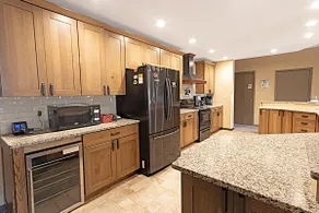 SC 5801: Penthouse with Huge Kitchen & Space - Image 5
