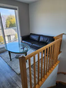 Apartment in Ste-Marthe-Sur-Le-Lac - Image 5